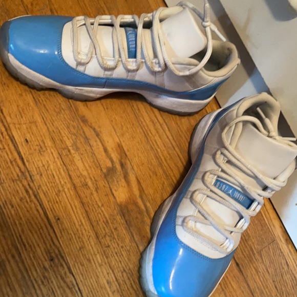 Air Jordan 11 Retro Low “UNC” - Picture 6 of 6